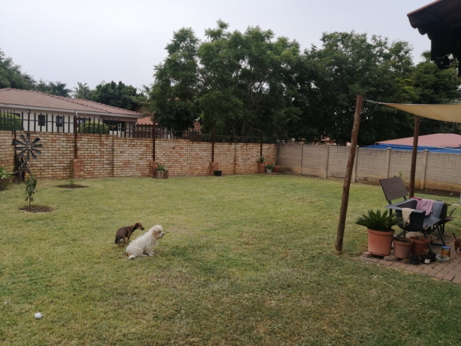 3 Bedroom Property for Sale in Waterval East North West